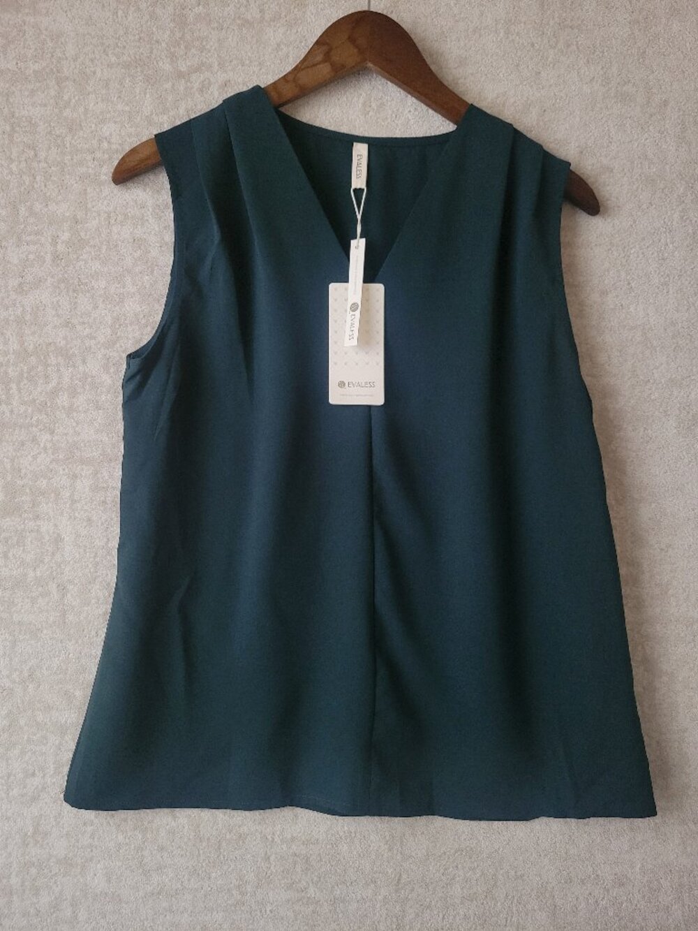 Evaless Sleeveless V Neck Blouse Medium Dark Green Lightweight Office Careerwear